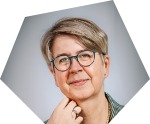 Gudrun Landenberger, Verwaltungsangestellte an der bfz Berufsfachschule für Pflege und Altenpflegehilfe Neumarkt